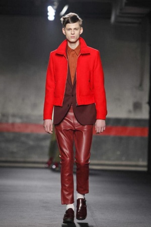 2012_01_22_20_33_27_acne_2233.jpg