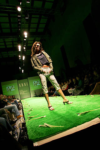 2fashion2_0000239216_LU8I5444.jpg