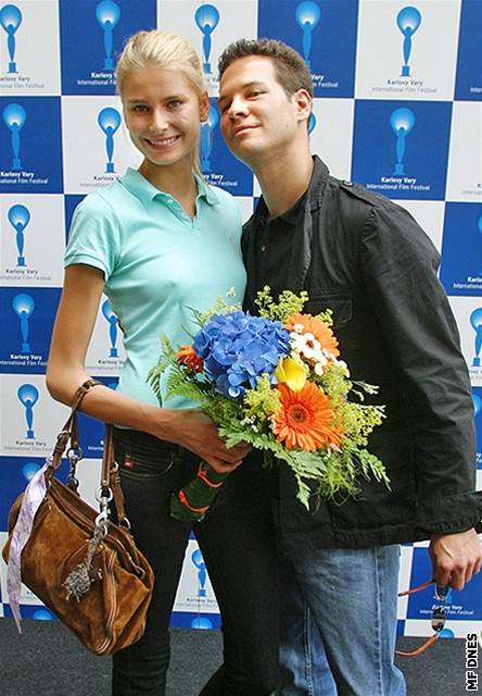 KOT1403e6_mff_hana_2.jpg