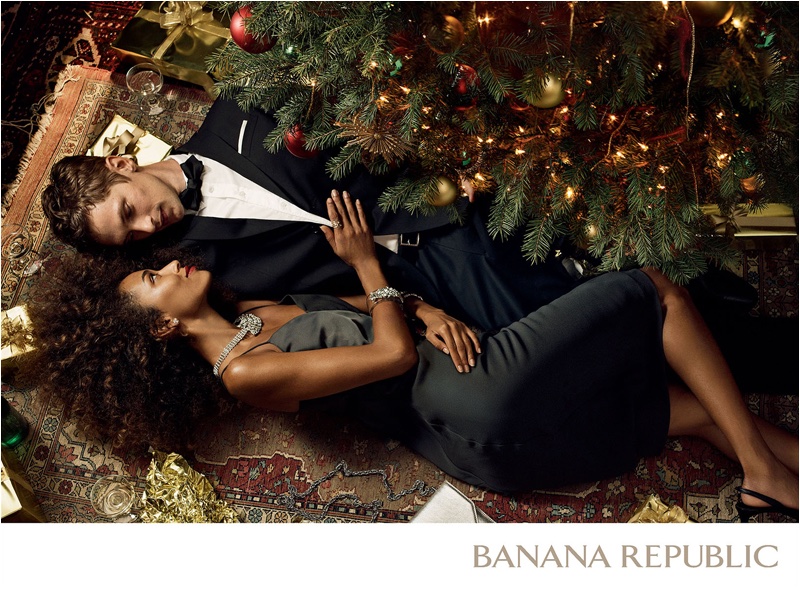 Banana-Republic-Holiday-2016-Campaign07.jpg