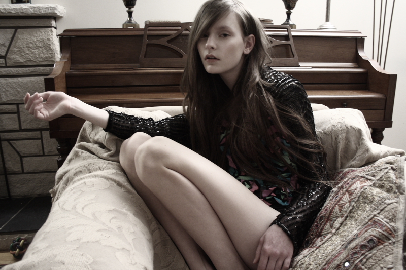 AmyGroves-book-02.JPG