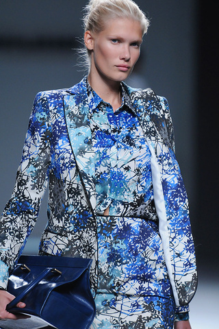 angel_schlesser_detalles_295850686_320x480.jpg