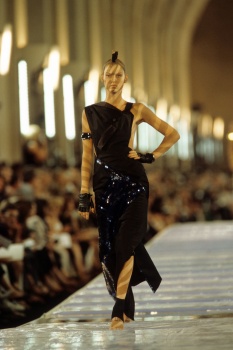 Christian Dior 1996-2002 : The John Galliano Early Years, Page 21