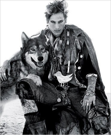 11wolf_slide06.jpg