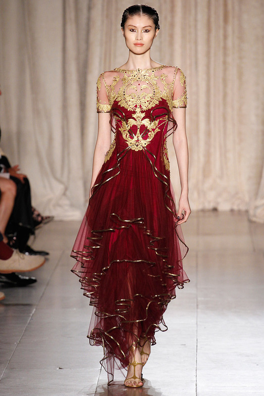 marchesa_rtw_ss2013_runway_20_204718208246.jpg