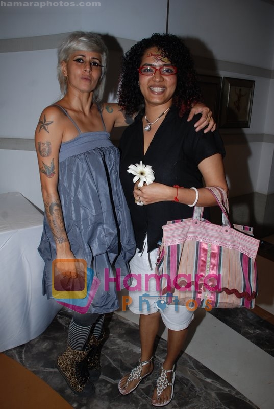 at%20Sapna%20Bhavnani_s%20Shag%20Hair%20show%20in%20ITC%20Grand%20Maratha%20on%20June%202nd%202008%2821%29.JPG