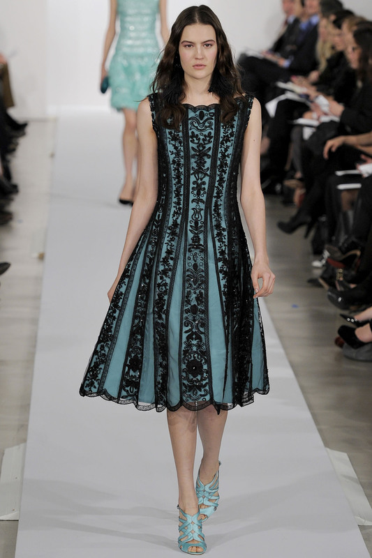 Oscar_De_La_Renta_040_1366_1366x2048.jpg