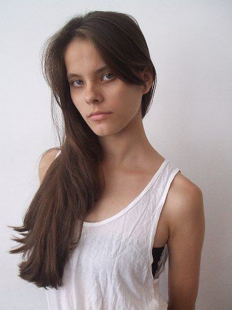 43879242_p.jpg