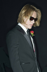 DSquared2_backstage_Milan_FW_2012_15.jpg