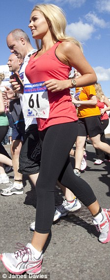 article-0-0B5C62C2000005DC-845_224x571.jpg