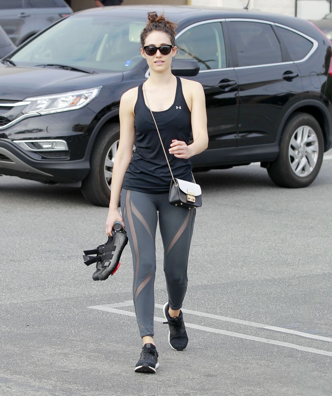 emmy-rossum-in-spandex-brentwood-05-23-2018-4.jpg