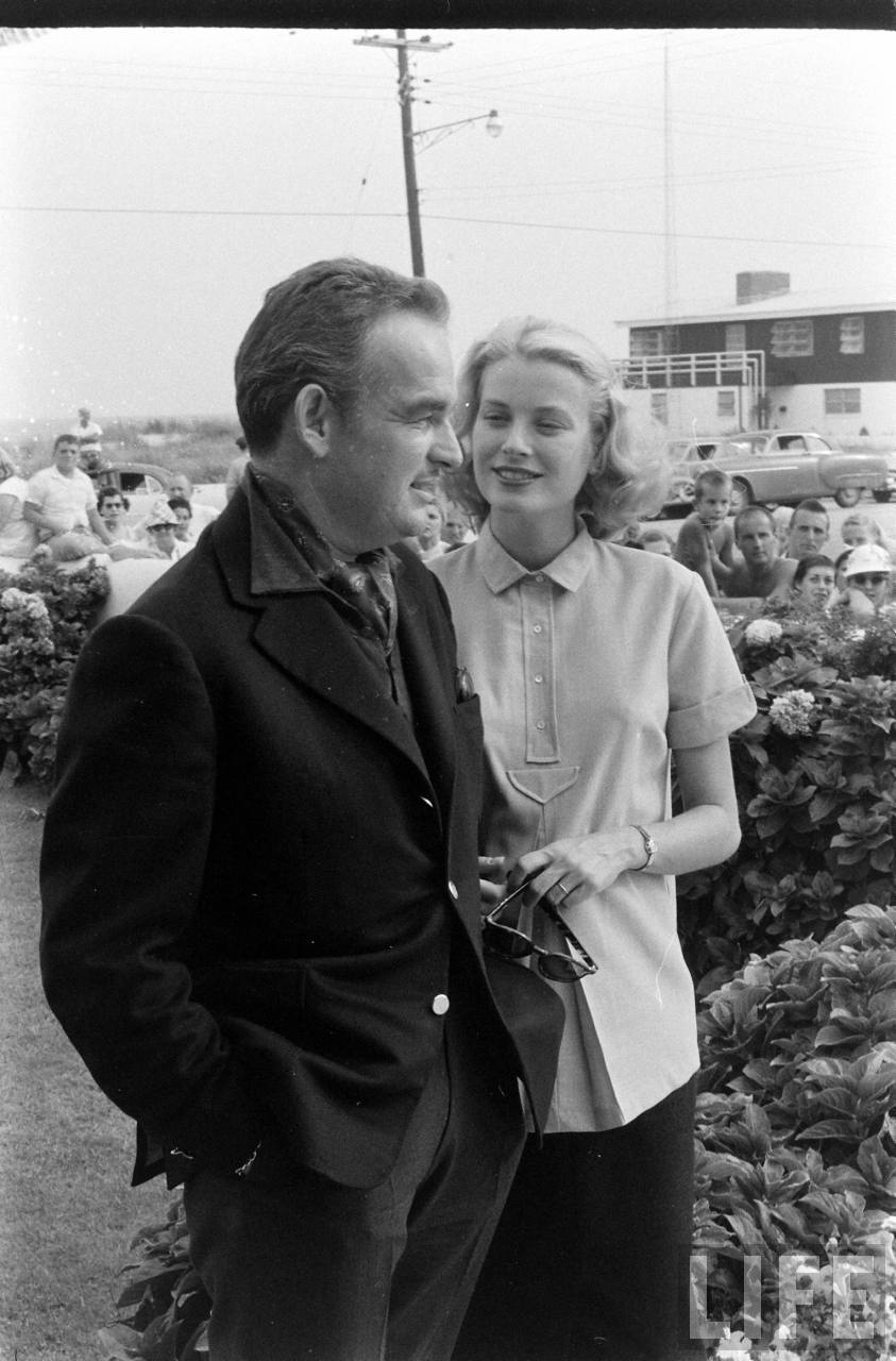 52e9c3c9a8062629_large