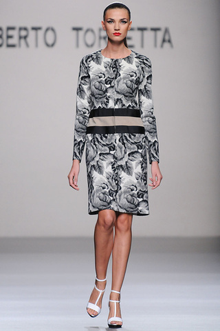 roberto_torretta_pasarela_316320311_320x480.jpg