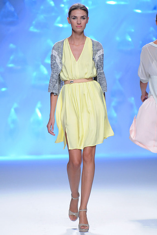 sita_murt_pasarela_588091916_320x480.jpg