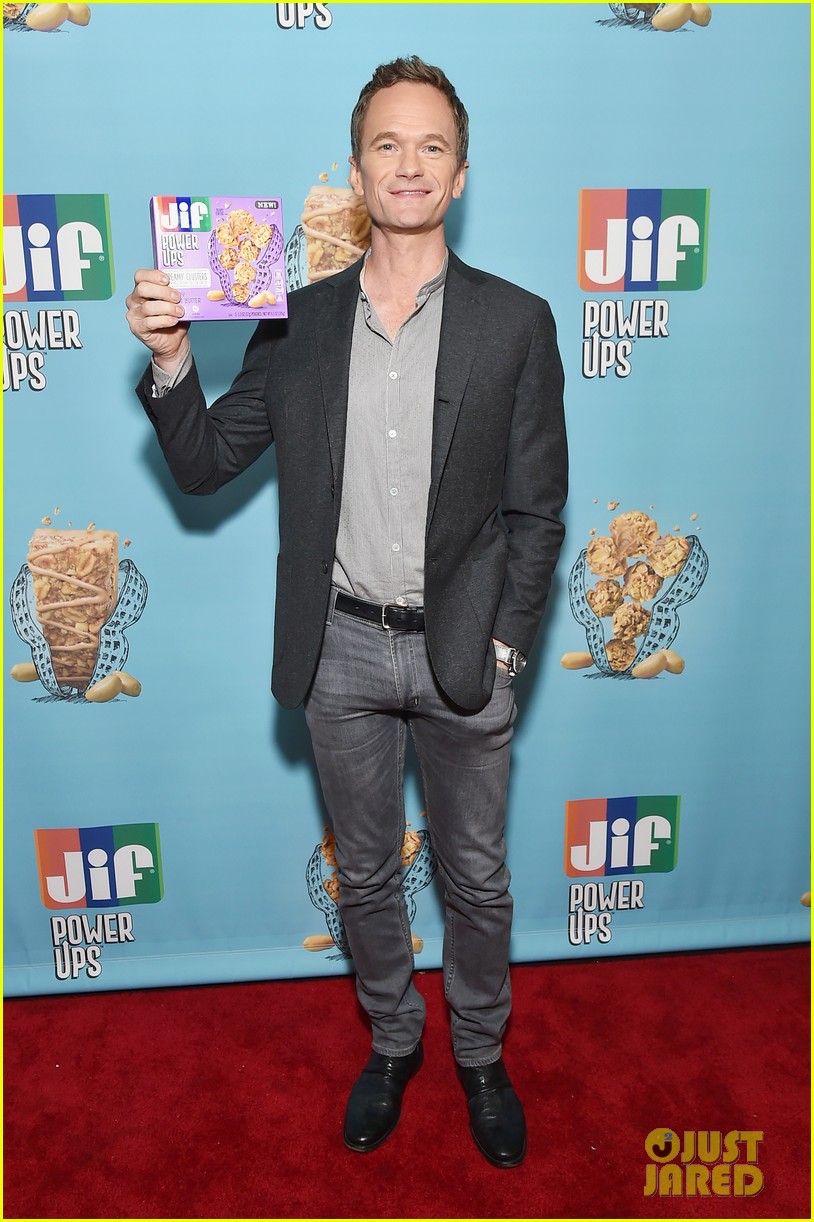 neil-patrick-harris-shares-how-he-handles-snack-time-with-his-kids-04.jpg
