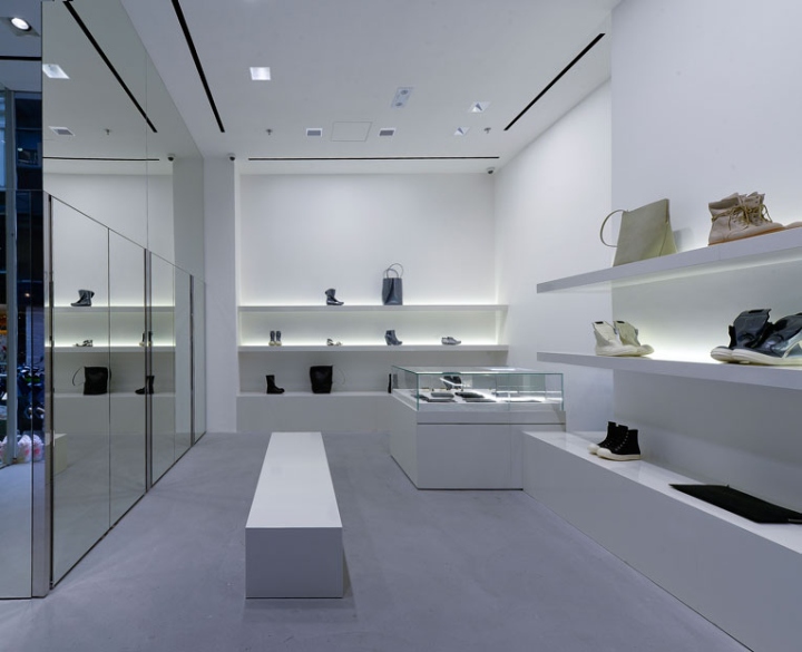 Rick-Owens-Store-Hong-Kong-04.jpg