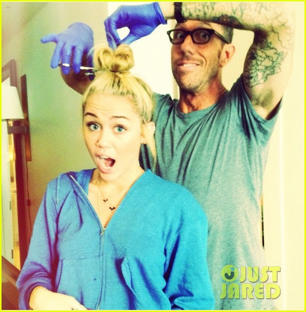 miley-cyrus-haircut-04.jpg