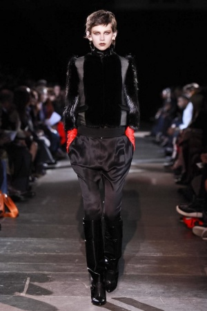 2012_03_04_20_38_53_givenchy_3213.jpg