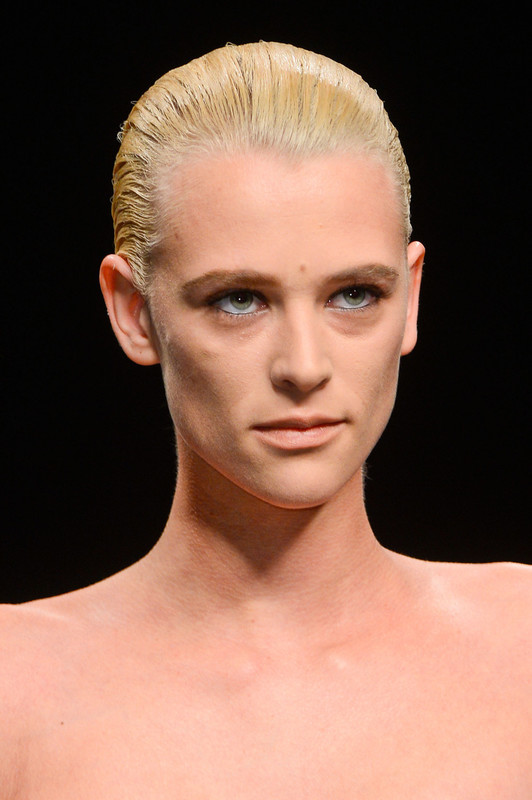 C_N_C_Costume_National_Spring_2013_Details_f_HD.jpg