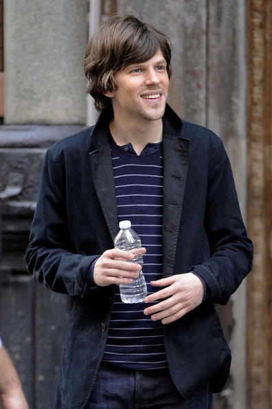 Jesse_Eisenberg_films_scenes_upcoming_film_Ng0_F2.jpg