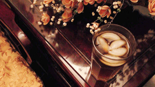 tumblr_lkseszvIIZ1qh7yn5o1_500.gif