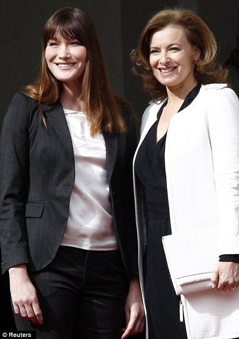 article-2144567-1318D3B8000005DC-2_470x667.jpg