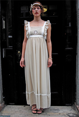 17_violet_dress.jpg