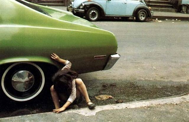 artwork_images_138991_163502_helen-levitt.jpg