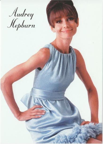 audrey-audrey-hepburn-10303176-438-612.jpg