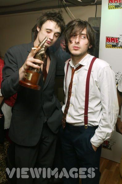 Pete-and-Carl-the-libertines-2674488-395-594.jpg