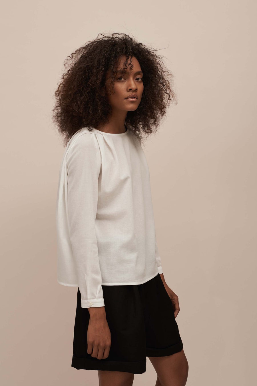 17-samuji-pre-fall-2017.jpg