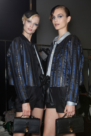 Giorgio_Armani_Spring_2013_Backstage_K7_WVTjv4_O0.jpg