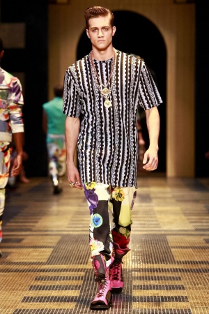 2012_06_23_19_26_08_versace_8247.jpg