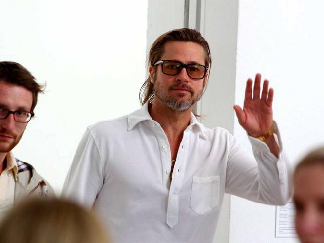 1810830955-brad-pitt-kassel.52.jpg