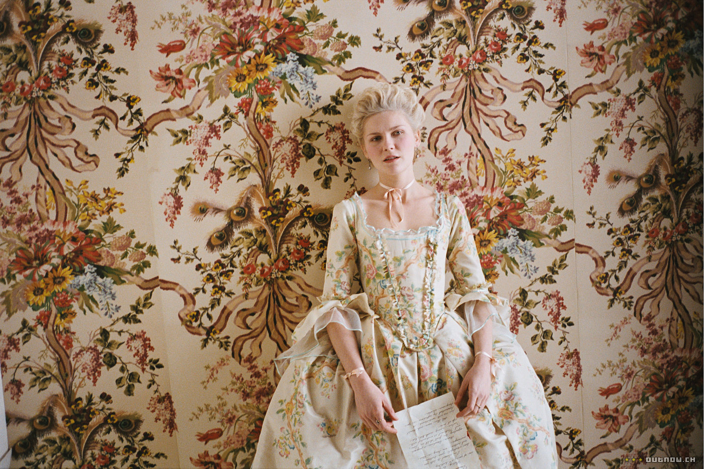 marie_antoinette_screen2_large.jpg