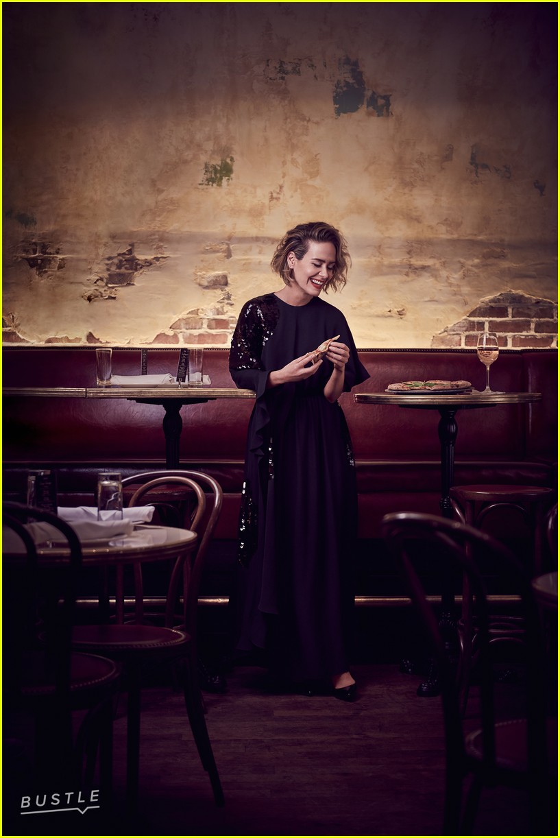 sarah-paulson-bustle-01.jpg