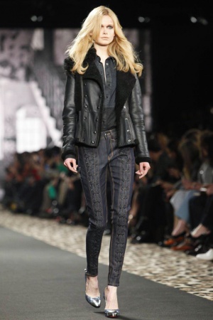 2012_02_24_11_38_16_just_cavalli_2070.jpg
