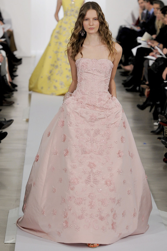 Oscar_De_La_Renta_055_1366_1366x2048.jpg