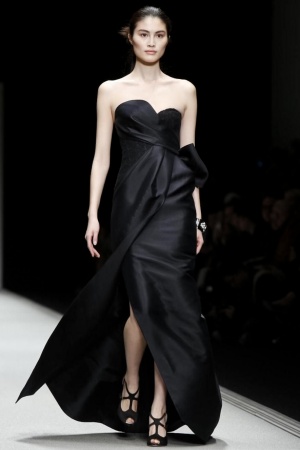 2013_03_05_18_07_22_shiatzy_chen_fw13_rtw_9839.jpg