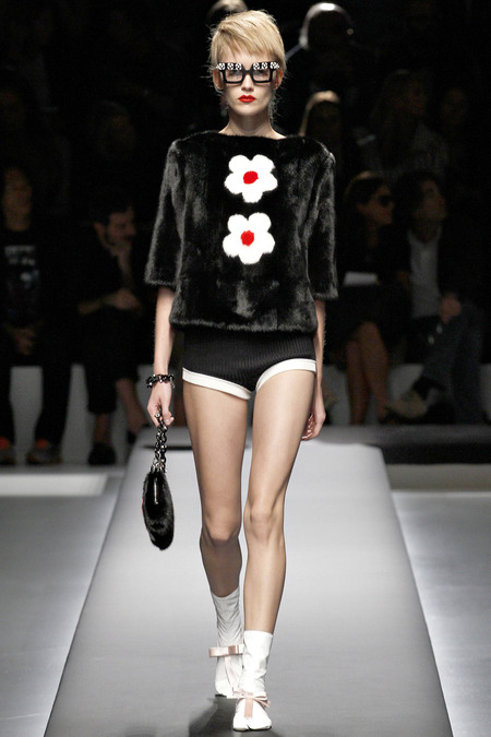 katya_ryabinkina_prada_ss13_mil.jpg