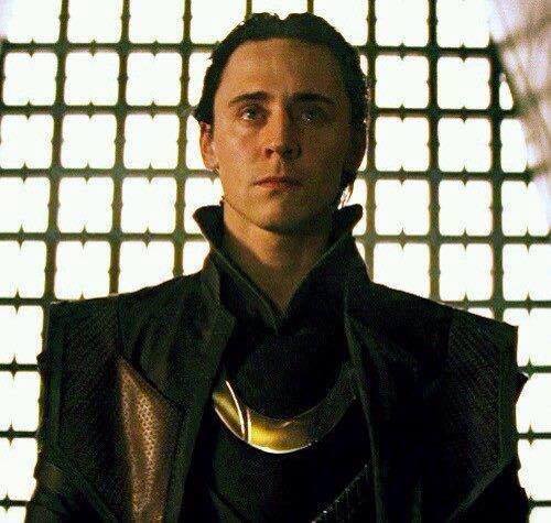 500full-tom-hiddleston.jpg