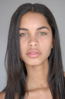 Polaroids_Daiane_Sodre_New_Elo_Management_1.jpg