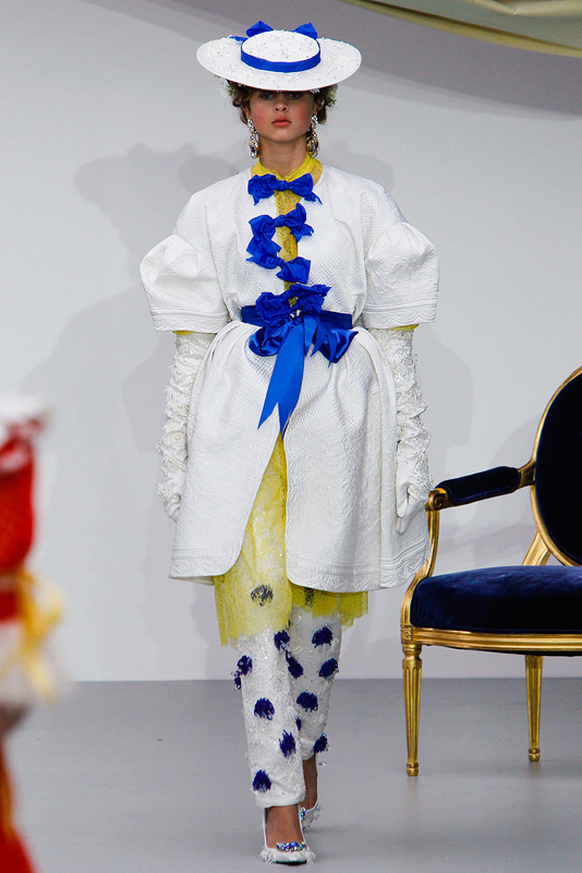 ellie_jackson_meadham_kirchhoff_ss13_lnd.png