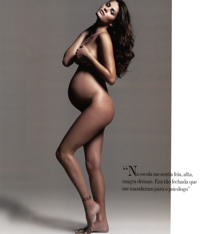 21517_Vogue_Brasil_n342_Fevereiro2007_01_phMiro_IsabeliFontana_123_337lo.jpg