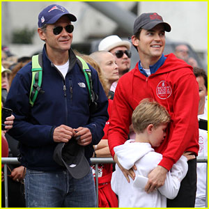 matt-bomer-revlon-walk-with-simon-halls-kit.jpg