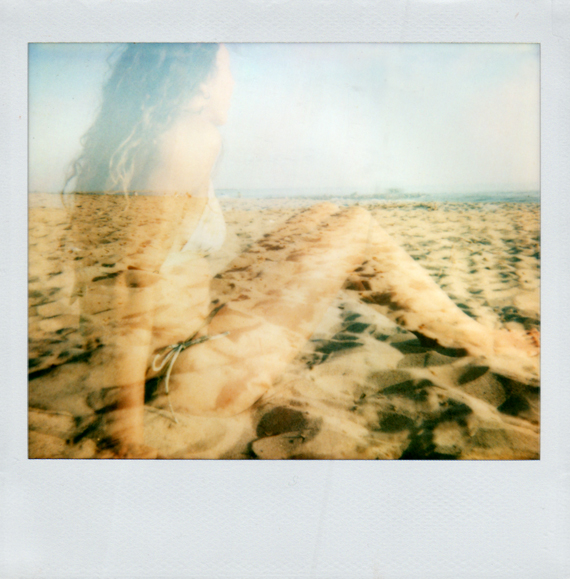 beach_dreaming_by_bluecitrusart.jpg