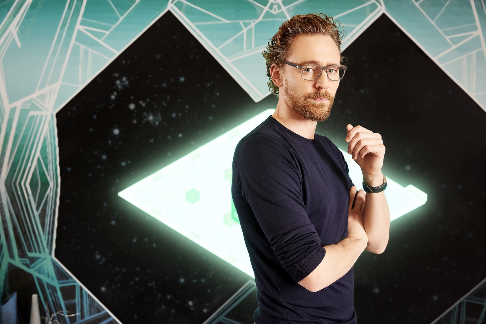 1118full-tom-hiddleston.jpg