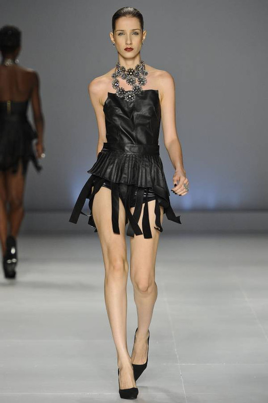 Claudia_Arbex_SS13_08_Gabriella_Faria.jpg