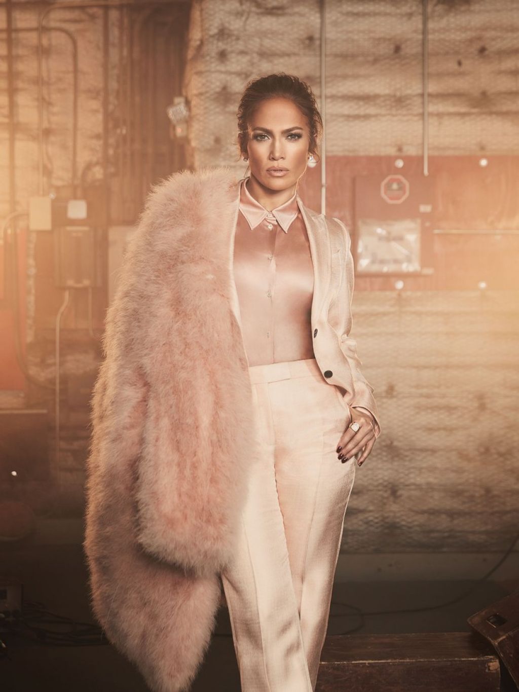 jennifer-lopez-emmy-magazine-june-2018-5.jpg