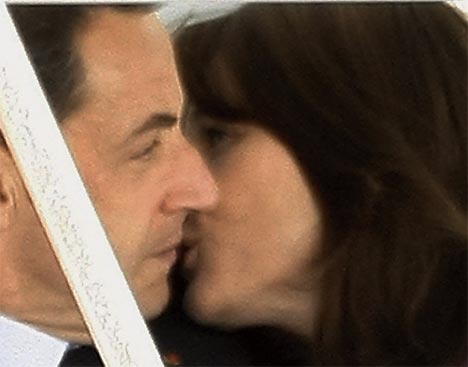 sarkozib2703_468x367.jpg